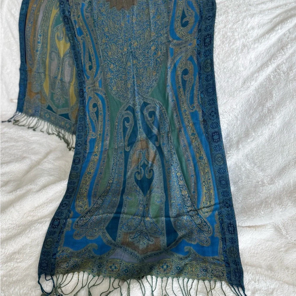 Blue & Gold Paisley Scarf – Collectione Eighteen Rayon Wrap
